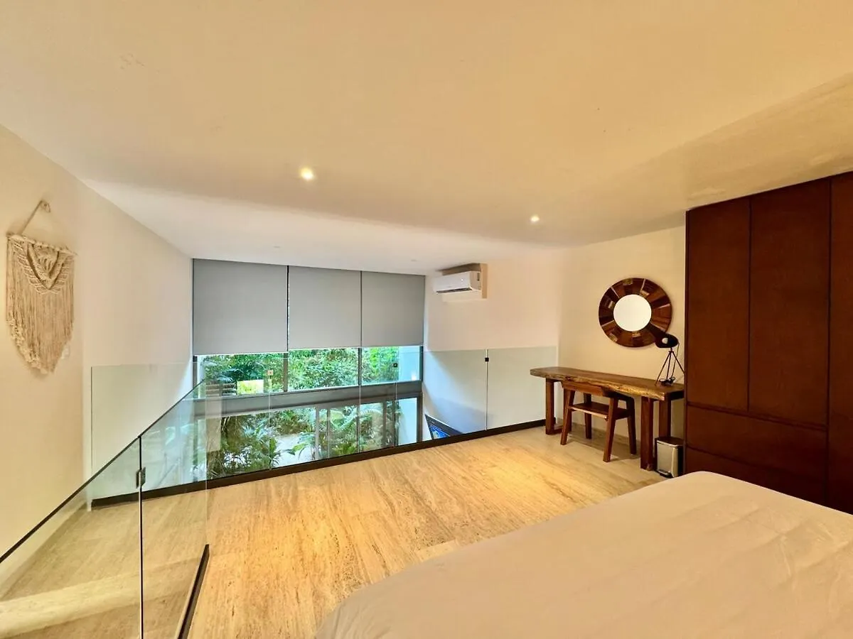 Beautiful Loft Minutes From The Sea! Διαμέρισμα Τουλούμ